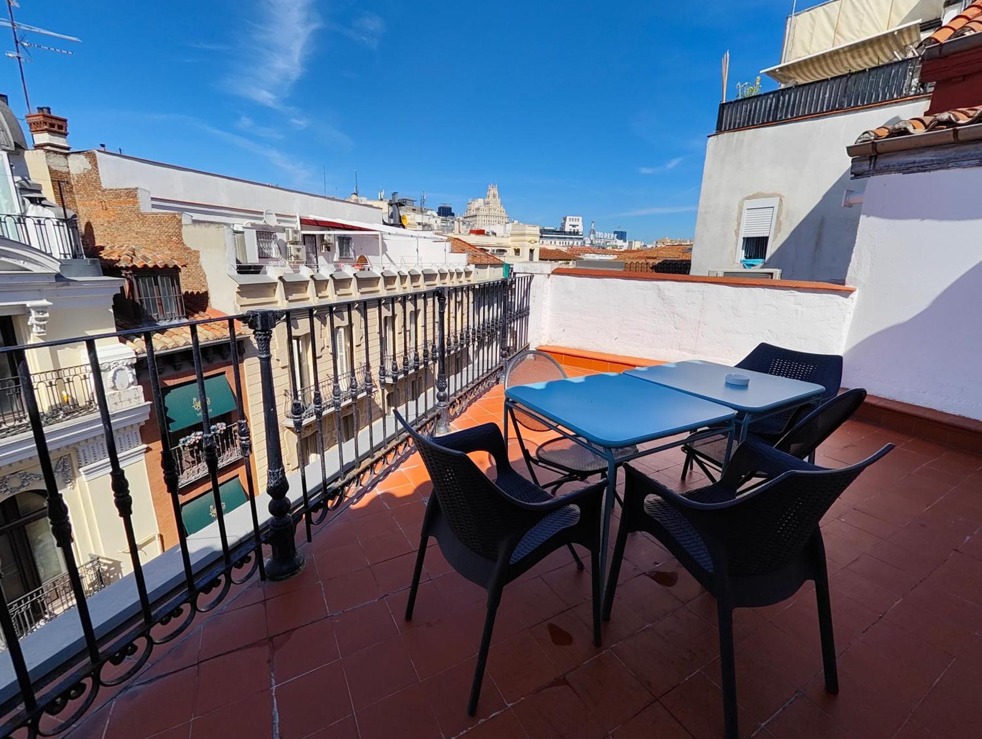Apartamentos Mayor Centro Madrid Kültér fotó