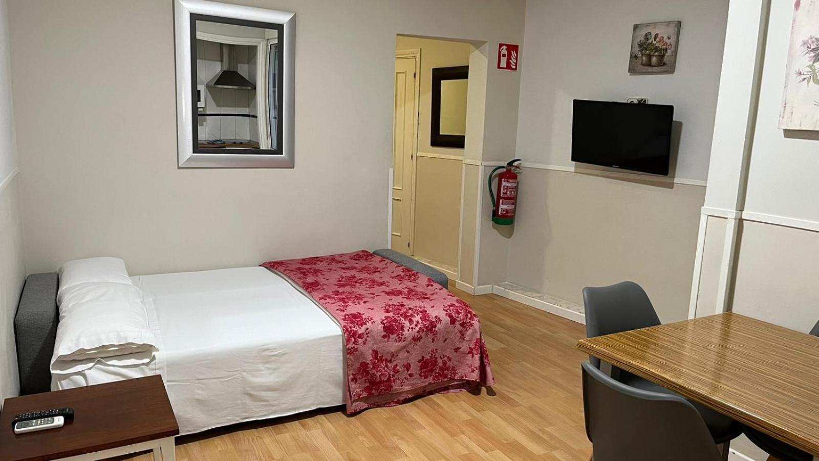 Apartamentos Mayor Centro Madrid Kültér fotó
