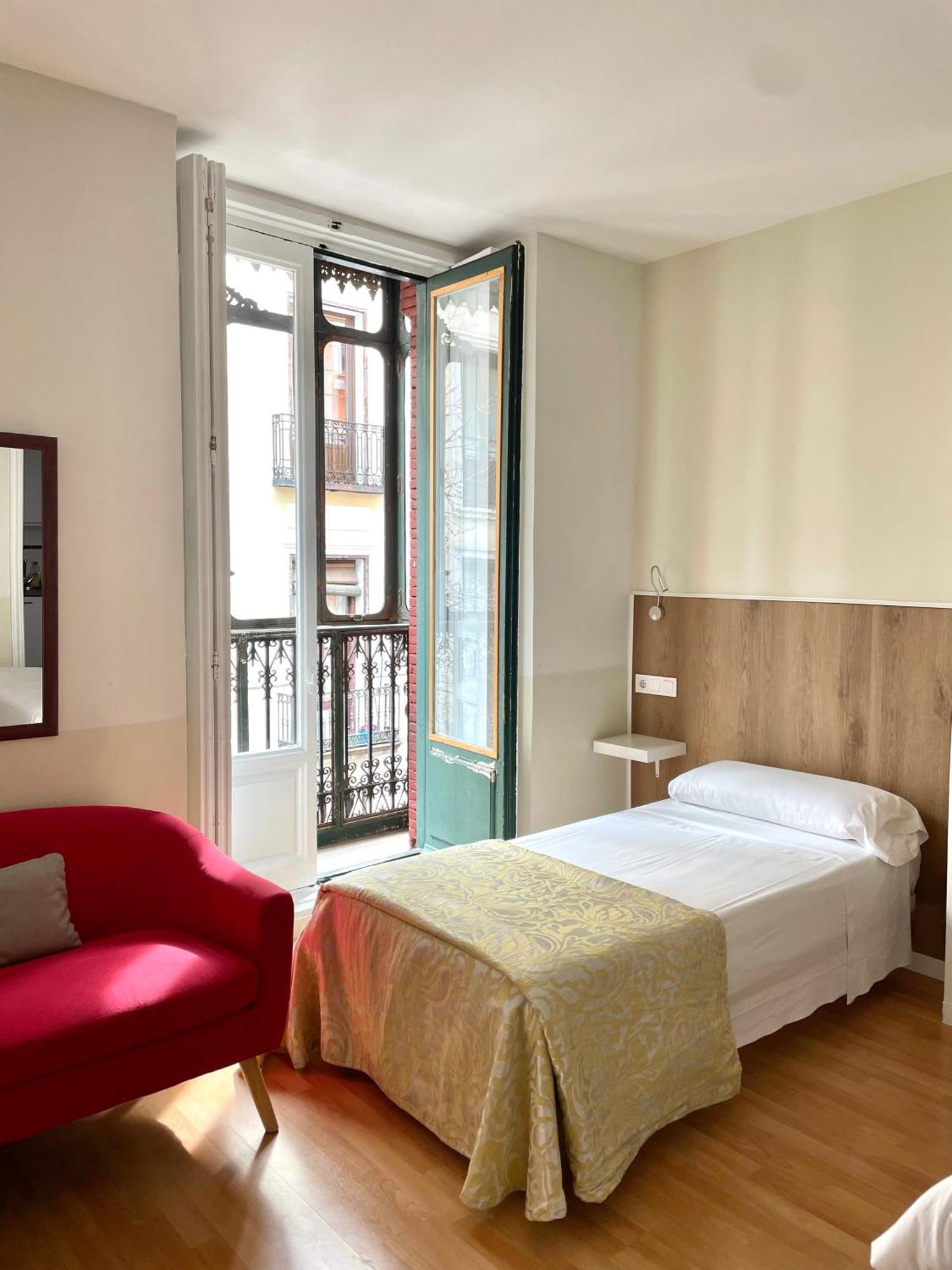 Apartamentos Mayor Centro Madrid Kültér fotó